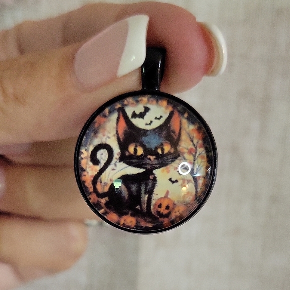 Black Cat Halloween Pendant Necklace - Picture 6 of 7